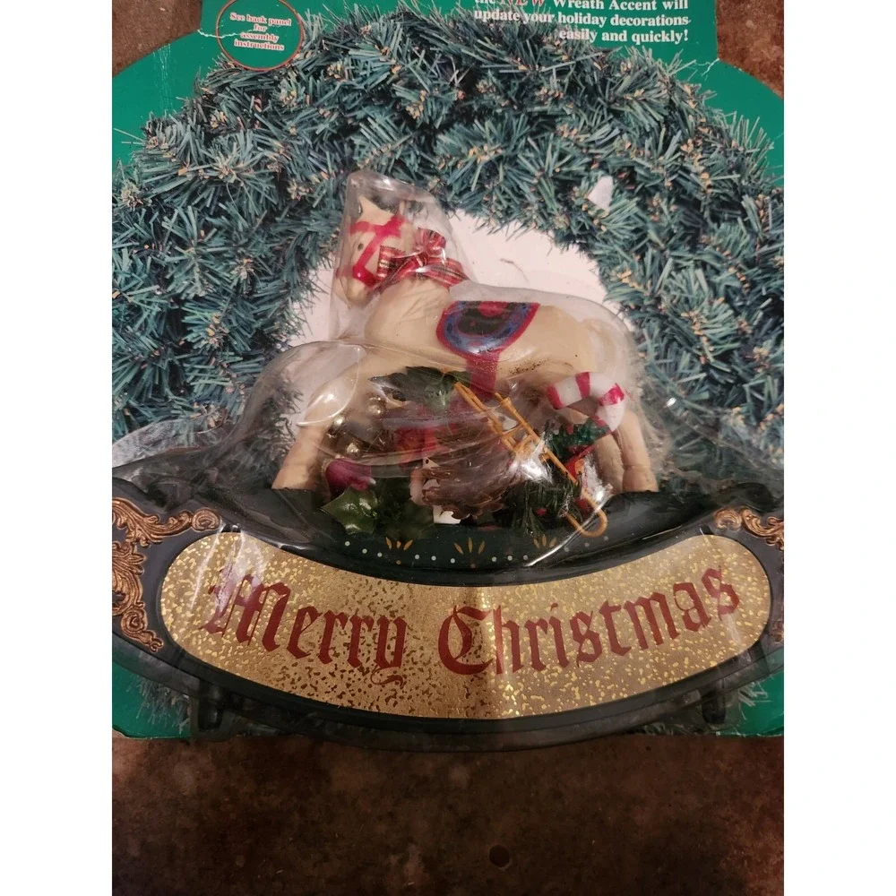 WREATH BUILDING KIT Horse And Presents CHRISTMAS HOLIDAY WREATH ACCENT‎ PIECES